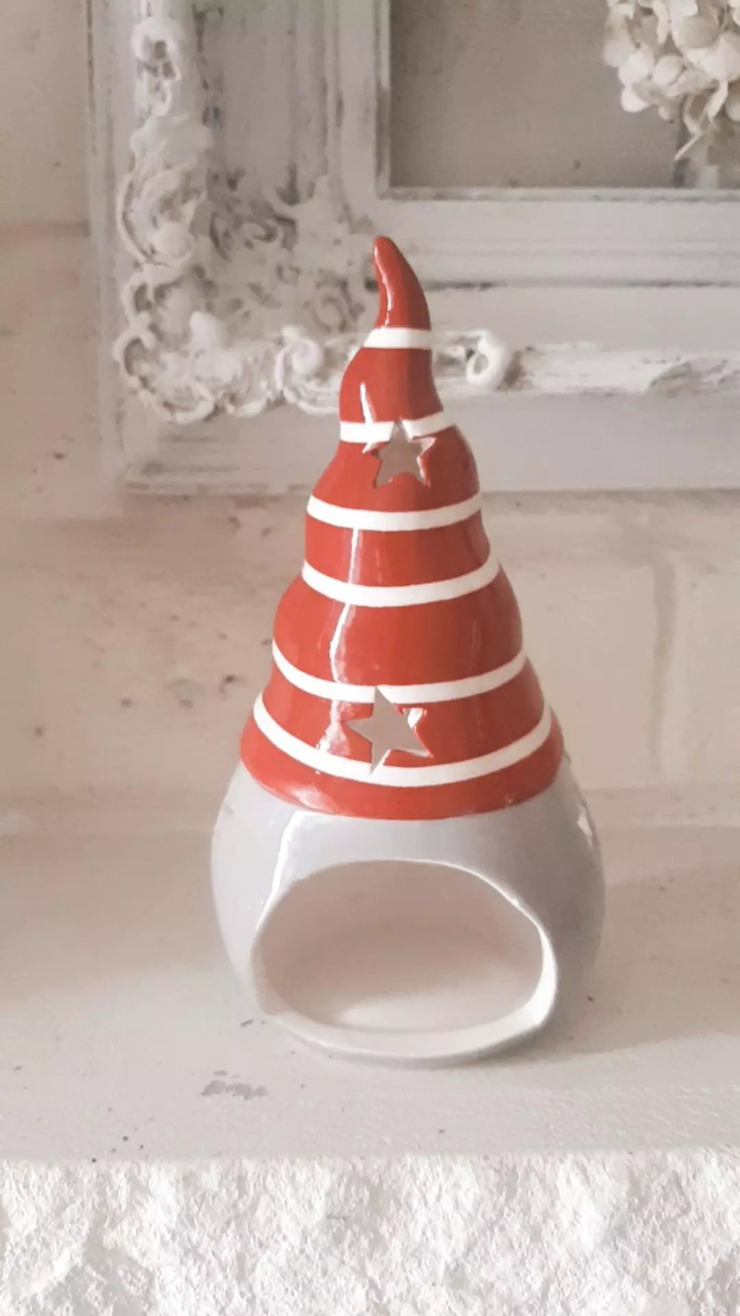 Gnome tealight holder