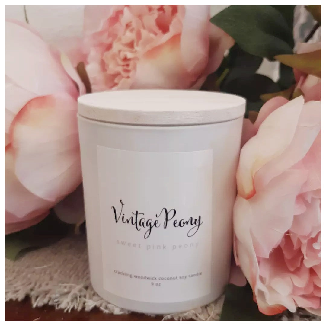 Exclusive Vintage Peony Crackling wood wick candle
